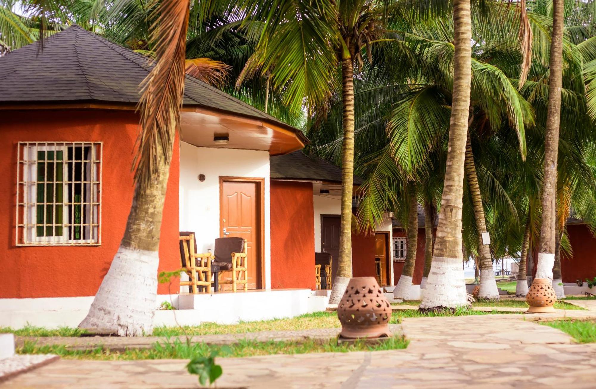 Atlantic Bay Resort, Prampram Buitenkant foto